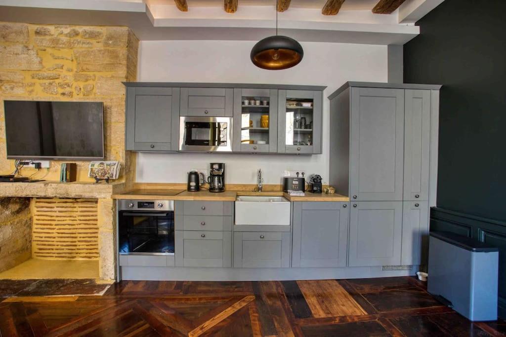 "Les Appartements De Betty A" Coeur Historique Sarlat-la-Canéda Buitenkant foto